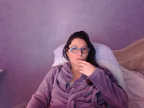 Snapshot of LuckyLisa23 chatting on 02-08-26, 04:10 LuckyLisa23 online show from 02-08-26, 04:10