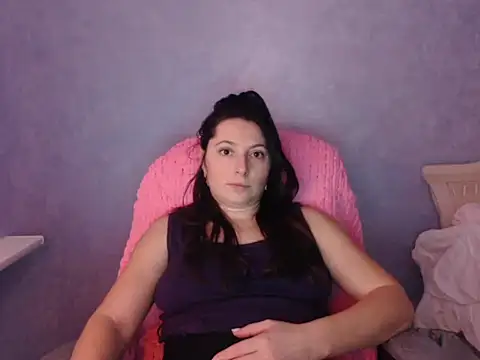 Snapshot of LuckyLisa23 chatting on 03-04-26, 09:21 LuckyLisa23 online show from 03-04-26, 09:21