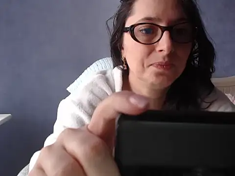 Snapshot of LuckyLisa23 chatting on 03-30-26, 11:22 LuckyLisa23 online show from 03-30-26, 11:22