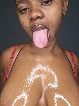 certifiedhottie2025 online show from 12-04-25, 05:39