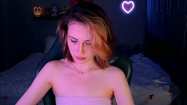 Snapshot of Keti_moon chatting on 06-12-26, 07:57 Keti moon online show from 06-12-26, 07:57
