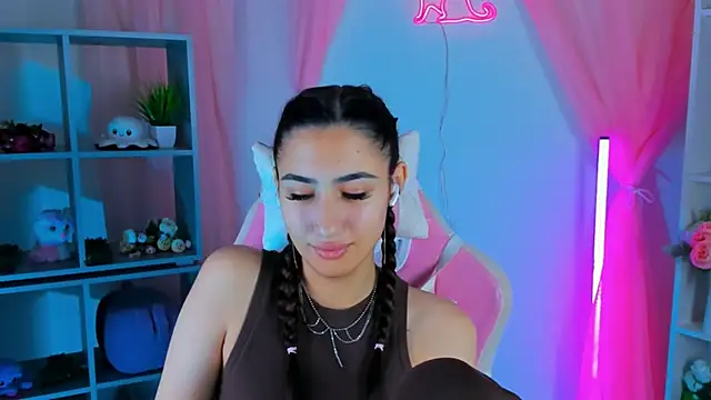 RebeckaThornton online show from 11-14-25, 10:03