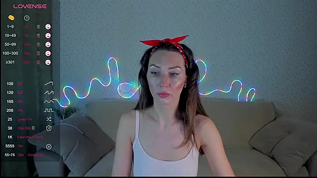 Lilith Sora online show from 11-19-25, 06:41