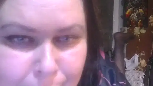 CharleeKendall online show from 11-17-25, 08:03