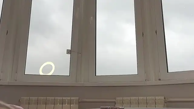 Snapshot of lilia_Nilsson chatting on 11-27-25, 04:47 lilia Nilsson online show from 11-27-25, 04:47