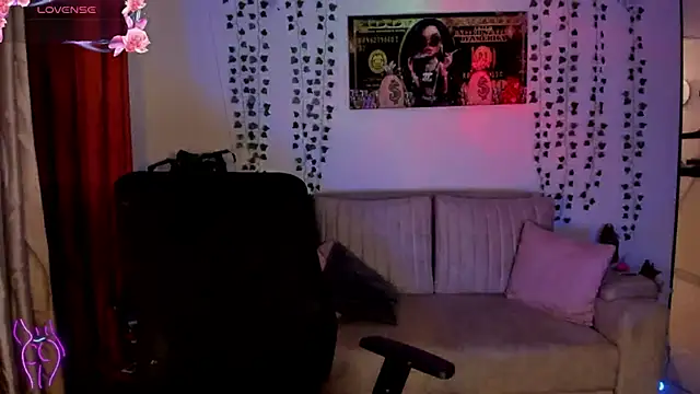 Lizz martins online show from 10-30-25, 02:24