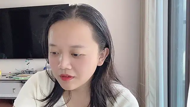 Snapshot of Lily63 chatting on 10-14-25, 07:31 Lily63 online show from 10-14-25, 07:31