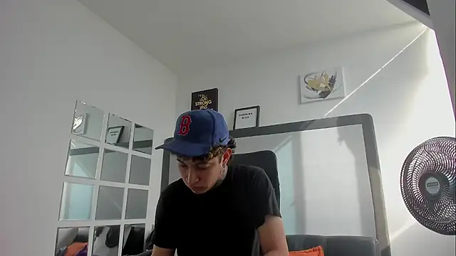 Sky Wild online show from 10-27-25, 08:13