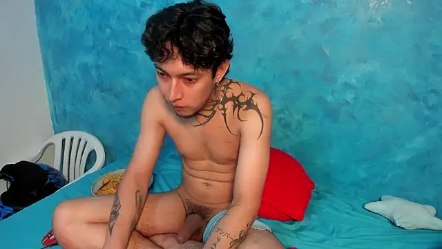 Snapshot of Sky_Wild chatting on 02-05-26, 07:51 Sky Wild online show from 02-05-26, 07:51