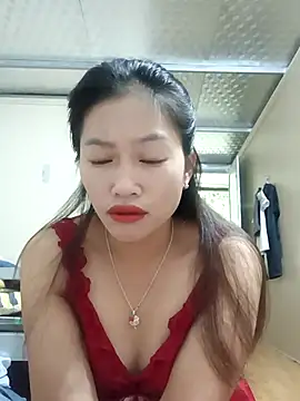 -Paige- online show from 10-14-25, 03:18