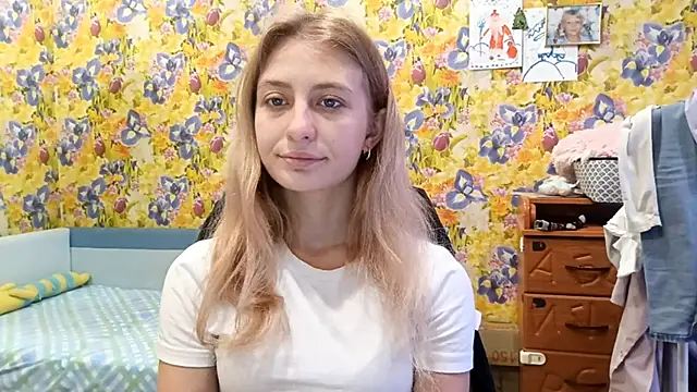 AmeliLia online show from 10-24-25, 06:32