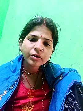 Snapshot of Karishma_cute chatting on 11-03-25, 02:35 Karishma cute online show from 11-03-25, 02:35