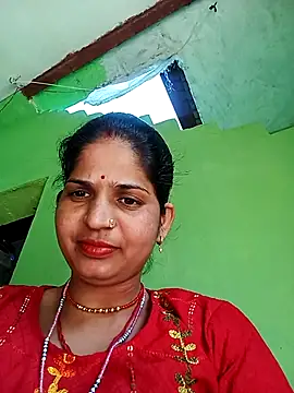 Snapshot of Karishma_cute chatting on 11-11-25, 07:30 Karishma cute online show from 11-11-25, 07:30