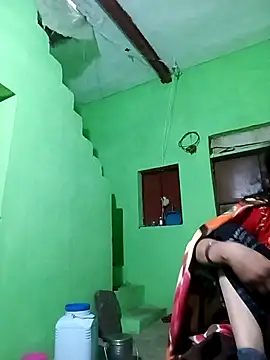 Snapshot of Karishma_cute chatting on 11-12-25, 07:57 Karishma cute online show from 11-12-25, 07:57