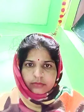 Snapshot of Karishma_cute chatting on 11-15-25, 01:47 Karishma cute online show from 11-15-25, 01:47