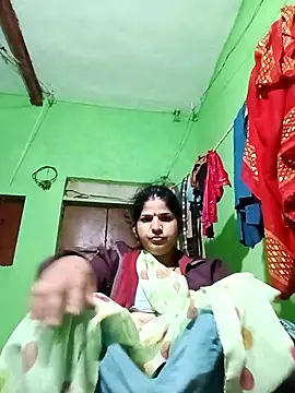 Snapshot of Karishma_cute chatting on 11-28-25, 04:31 Karishma cute online show from 11-28-25, 04:31