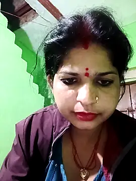 Snapshot of Karishma_cute chatting on 12-01-25, 11:54 Karishma cute online show from 12-01-25, 11:54