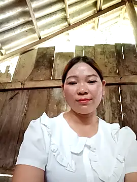 Snapshot of laddy-cute chatting on 10-31-25, 05:52 laddy-cute online show from 10-31-25, 05:52