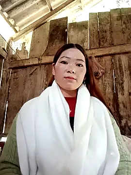 Snapshot of laddy-cute chatting on 11-04-25, 05:50 laddy-cute online show from 11-04-25, 05:50