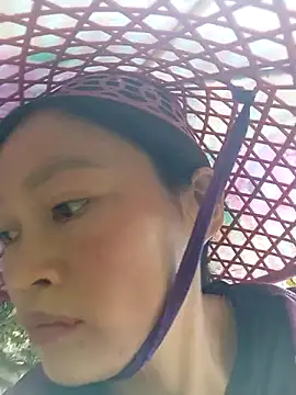 siusiu-00 online show from 10-15-25, 08:14