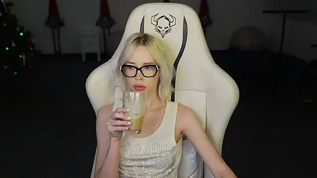 Jessica start online show from 12-18-25, 11:16