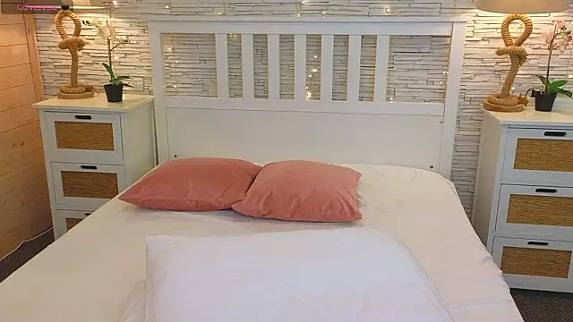 Soft Lilly online show from 02-19-26, 06:20