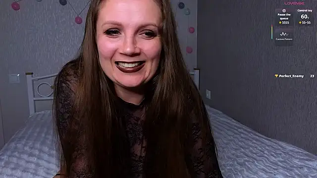 Snapshot of Amy__Leee_ chatting on 01-10-26, 08:43 Amy Leee online show from 01-10-26, 08:43