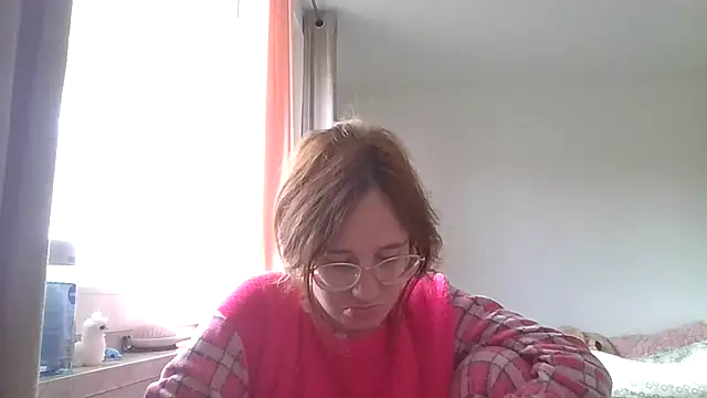 LuckySLove online show from 10-13-25, 01:22