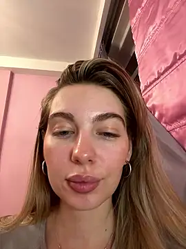 Snapshot of Sygream chatting on 01-10-26, 10:36 Sygream online show from 01-10-26, 10:36