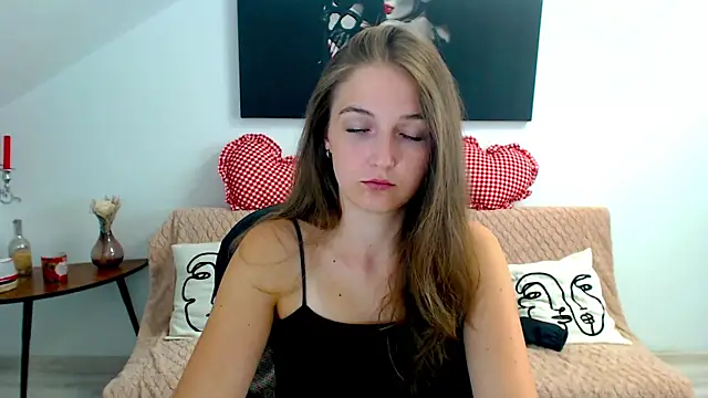Snapshot of AnneWilsonn chatting on 07-22-26, 04:37 AnneWilsonn online show from 07-22-26, 04:37