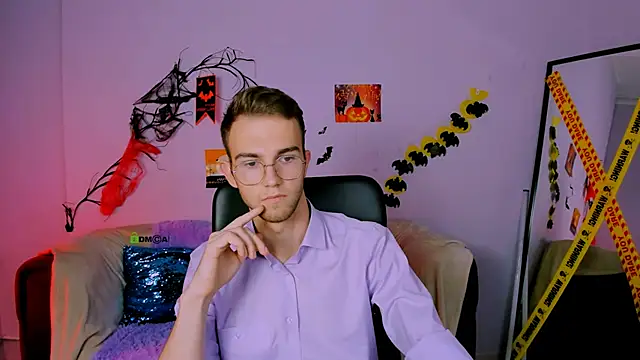 Snapshot of astren_villo chatting on 11-02-25, 01:13 astren villo online show from 11-02-25, 01:13