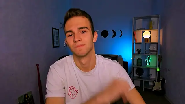 astren villo online show from 11-09-25, 01:31