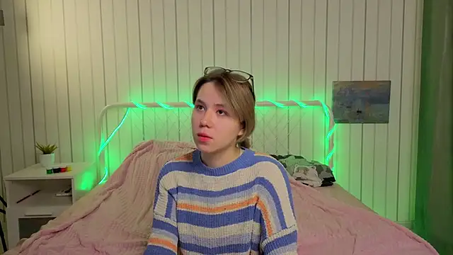 AlisiaEthen online show from 11-27-25, 08:22