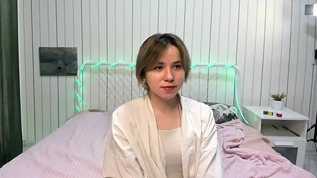 AlisiaEthen online show from 11-30-25, 08:24