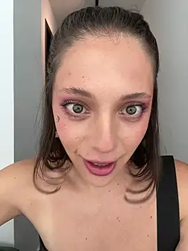 Ryan ruru online show from 02-18-26, 02:02