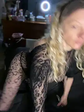 queenkelly1234 online show from 02-04-26, 09:26