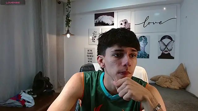 AmethystShadow17 online show from 12-04-25, 05:10