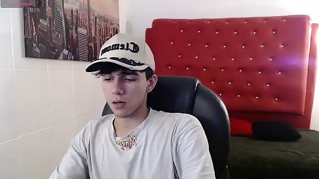 AmethystShadow17 online show from 02-01-26, 01:15