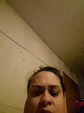 BigBusty VoluptuousMilfX online show from 10-31-25, 01:39