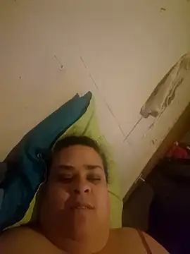 Snapshot of BigBusty_VoluptuousMilfX chatting on 11-04-25, 07:35 BigBusty VoluptuousMilfX online show from 11-04-25, 07:35