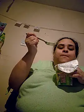 Snapshot of BigBusty_VoluptuousMilfX chatting on 12-17-25, 09:21 BigBusty VoluptuousMilfX online show from 12-17-25, 09:21