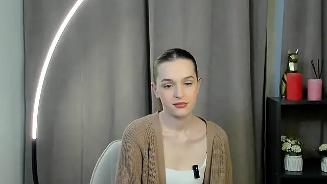 BritneySabeiha online show from 10-22-25, 03:23