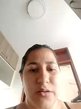 kassandra luxury online show from 11-28-25, 06:43