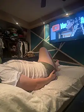 AlexRZ93 online show from 11-13-25, 05:12