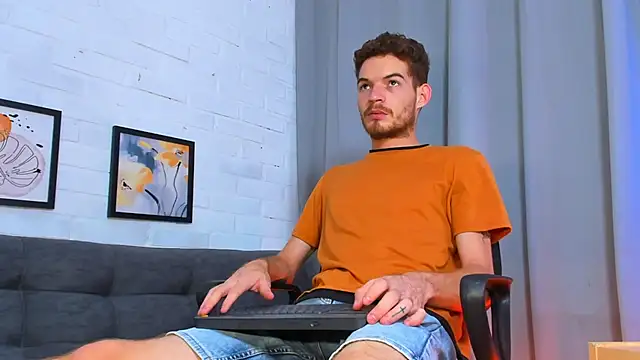 MATEO HUNTER online show from 10-29-25, 03:09