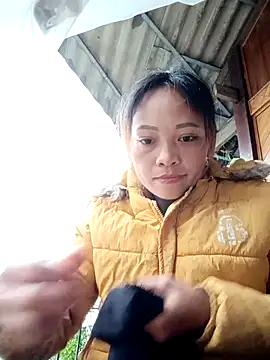 huhu-sexxy online show from 11-18-25, 01:33