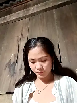 Lyssa-a online show from 12-21-25, 02:35