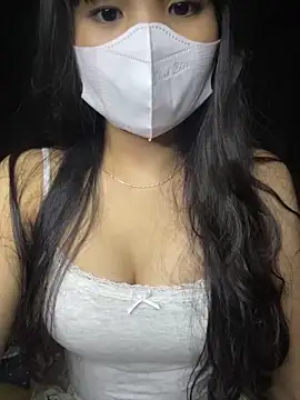 Tina-03 online show from 10-31-25, 04:19