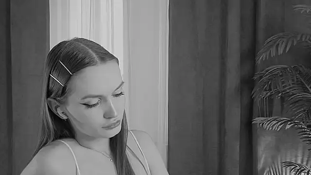 VickiRoom online show from 05-27-26, 01:57
