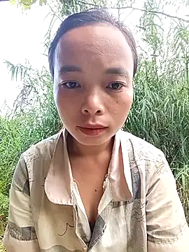 Nguyet2k4 online show from 10-19-25, 12:22